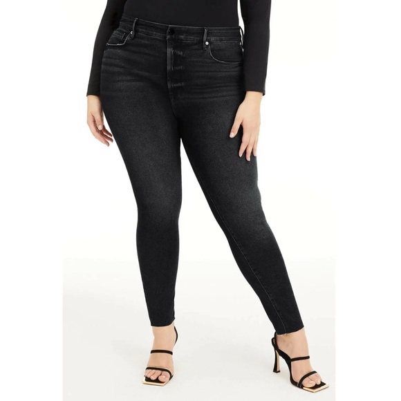 GOOD AMERICAN Good Legs Raw Hem Black Jeans - Picture 9 of 10